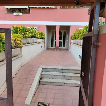 Apartment Comodo E Luminoso Appartamento A Ciampino