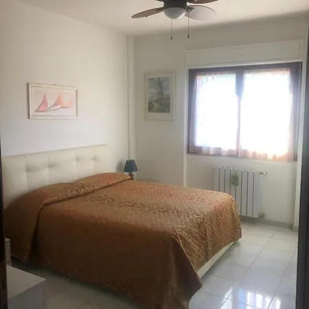 Apartment Comodo E Luminoso Appartamento A Ciampino