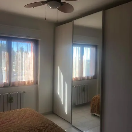 Apartment Comodo E Luminoso Appartamento A Ciampino