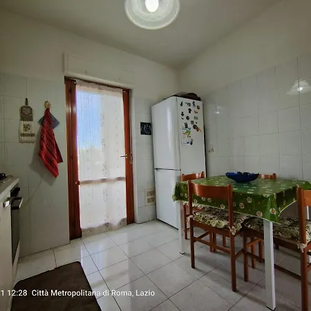 Comodo E Luminoso Appartamento A Ciampino * Ciampino